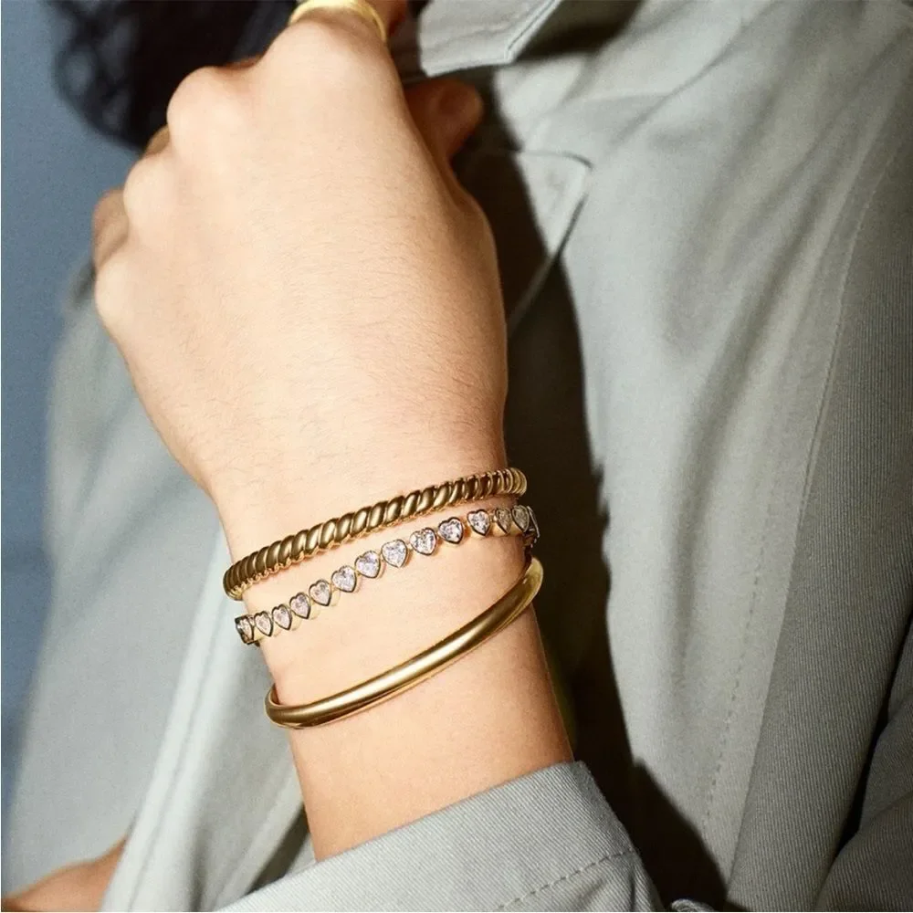 Diamond Heart Bracelet Q141